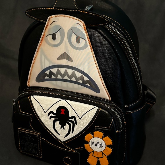 BUY ONE GET ONE 50% OFF 

BNWT Loungefly Disney Nightmare Before Christmas Mayor - Picture 2 of 7